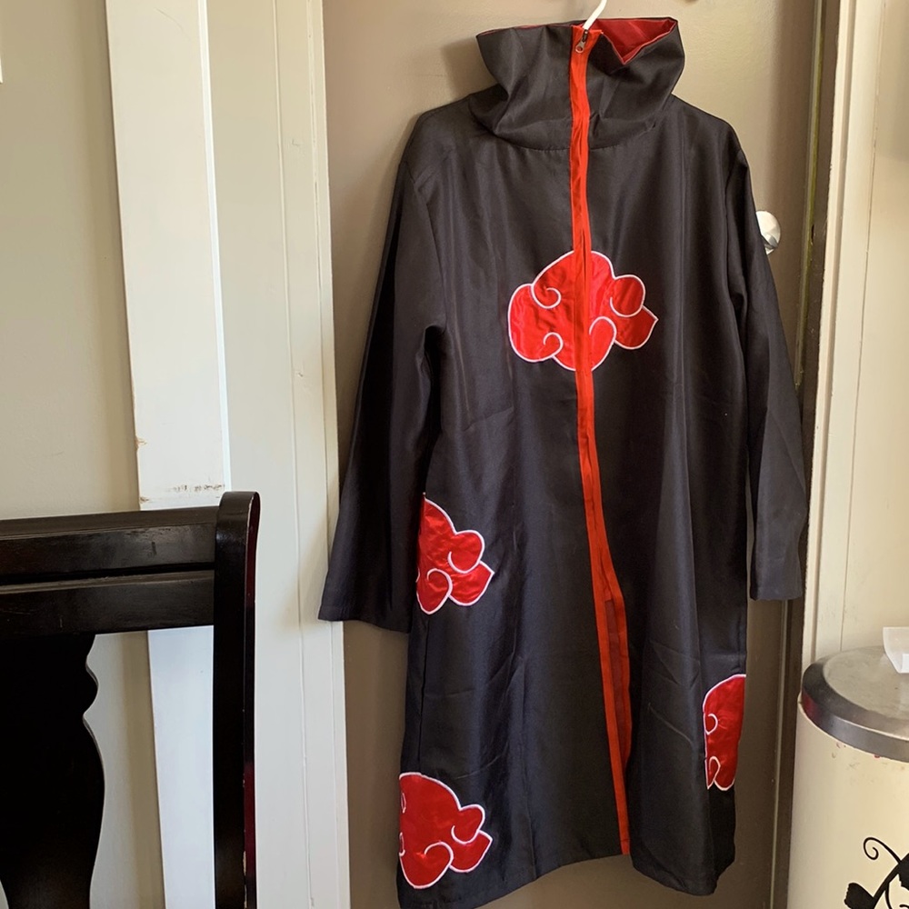 Narato Japanese Anime cape zip red lining , black outer shell size Large teens